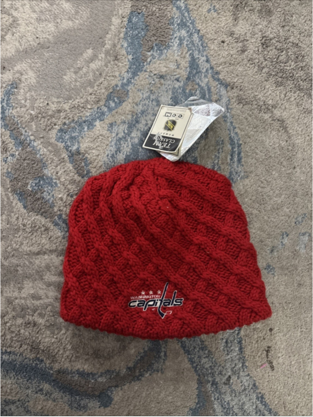 Washington Capitals NHL CCM Team Classics Women's Winter Beanie Hat OSFM